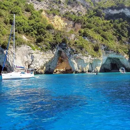 Aparthotel Natsios *
